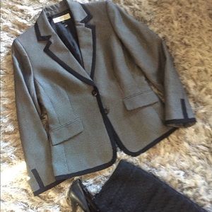 💥🌹Tahari GORGEOUS blazer❤️